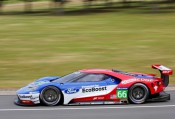 Nowy Ford GT na wyścig w Le Mans w 2016 roku-widok z boku
